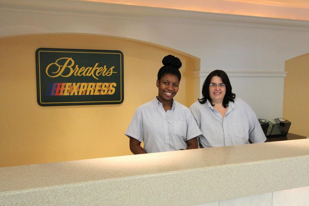 Cedar Point'S Express Hotel Sandusky Exterior photo